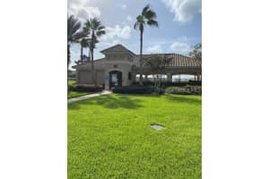 3001 LAUREL RUN LANE, KISSIMMEE, FL 34741 Sold 03/08/23