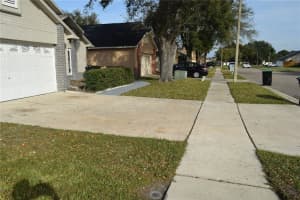 2732 WHISPER LAKES CLUB CIRCLE, ORLANDO, FL 32837 Sold 04/18/23