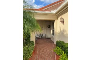 1751 LAUREL GLEN PLACE, LAKELAND, FL 33803 Sold 06/02/23