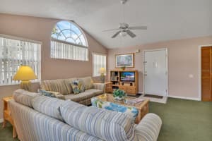 5013 LAGUNA BAY CIRCLE, KISSIMMEE, FL 34746 Sold 04/07/23