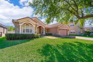 2811 QUIET WATER TRAIL, KISSIMMEE, FL 34744 Sold 04/28/23