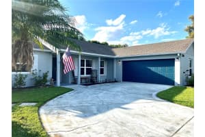 3251 SAWGRASS CREEK CIRCLE, SAINT CLOUD, FL 34772 Sold 04/14/23