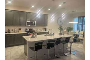 1021 HENDON LOOP, DAVENPORT, FL 33837 Sold 04/26/23
