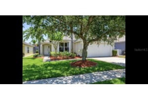 913 Lake Berkley Dr, Kissimmee, FL 34746, Sold 04/28/23