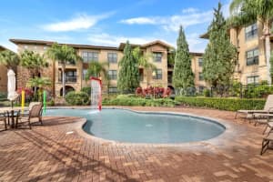 912 Charo Pkwy, Davenport, FL 33897, Sold 04/14/23