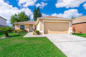 4204 Stonefield Dr, Orlando, FL 32826, Sold 04/12/23