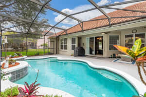 7692 SAINT STEPHENS COURT, ORLANDO, FL 32835 Sold 06/05/23