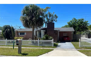 5122 KEMPSTON DRIVE, ORLANDO, FL 32812 Sold 06/16/23