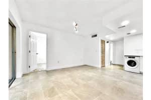 2509 ALAFAYA TRAIL, ORLANDO, FL 32826 Sold 09/14/23