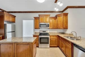 18202 HOLLY HILLS WAY, TAMPA, FL 33647 Sold 07/24/23