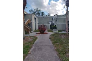 318 SCOTTSDALE SQUARE, WINTER PARK, FL 32792 Sold 06/16/23