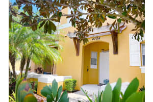 4704 VERO BEACH PLACE, KISSIMMEE, FL 34746 Sold 01/08/24