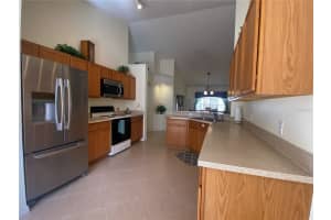 700 EAGLE POINTE S, KISSIMMEE, FL 34746 Sold 06/22/23