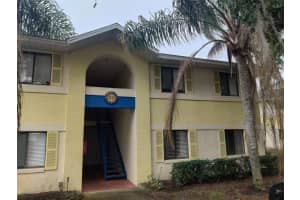 90 HIDDEN LAKE DRIVE, SANFORD, FL 32773 Sold 06/20/23