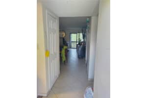 218 SCOTTSDALE SQUARE, WINTER PARK, FL 32792 Sold 09/27/23