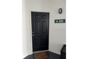 2717 MAITLAND CROSSING WAY, ORLANDO, FL 32810 Sold 06/20/23