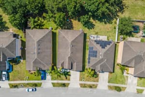 2882 MOONSTONE BEND, KISSIMMEE, FL 34758 Sold 06/13/23