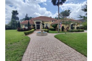 5301 VISTA CLUB RUN, SANFORD, FL 32771 Sold 01/16/25