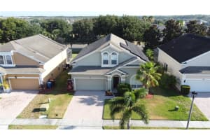 110 Cadiz Loop, Davenport, Florida 33837