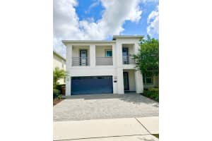 7681 FAIRFAX DRIVE, KISSIMMEE, FL 34747 Sold 05/20/24