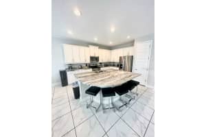 7681 FAIRFAX DRIVE, KISSIMMEE, FL 34747 Sold 05/20/24