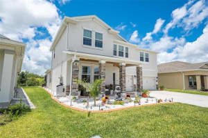 213 PINEYWOODS STREET, SAINT CLOUD, FL 34772 Sold 09/05/23