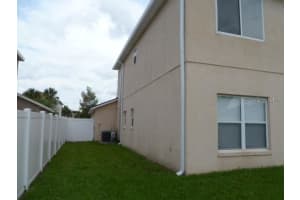 1939 MEADOW POND WAY, ORLANDO, FL 32824 Sold 07/17/23