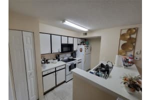 2202 KEY WEST COURT, KISSIMMEE, FL 34741 Sold 08/14/23