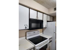 2202 KEY WEST COURT, KISSIMMEE, FL 34741 Sold 08/14/23