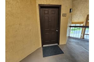 2131 CASCADES BOULEVARD, KISSIMMEE, FL 34741 Sold 08/08/23