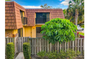 5310 BAMBOO COURT, ORLANDO, FL 32811 Sold 06/29/23