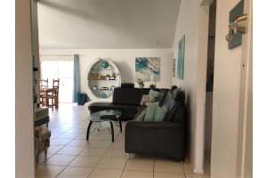 213 INDIAN POINT CIRCLE, KISSIMMEE, FL 34746 Sold 09/29/23