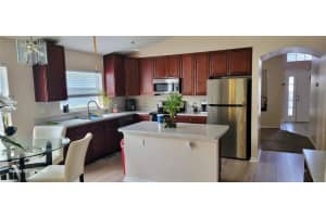 820 MCINNIS COURT, KISSIMMEE, FL 34744 Sold 01/10/24