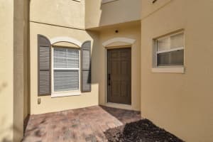 7372 REGINA WAY, ORLANDO, FL 32819 Sold 07/19/23