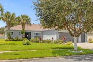 3512 YACHT CLUB COURT, KISSIMMEE, FL 34746 Sold 11/10/23
