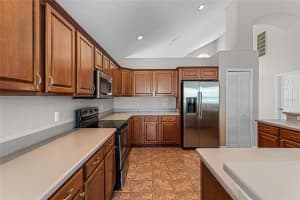 918 LAKE BISCAYNE WAY, ORLANDO, FL 32824 Sold 09/15/23