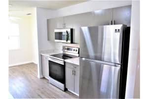 703 OAK LANE, LADY LAKE, FL 32159 Sold 12/01/23