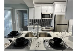 1033 HIAWASSEE ROAD, ORLANDO, FL 32835 Sold 11/01/23
