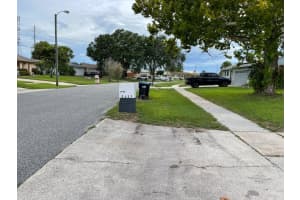 8483 MATTITUCK CIRCLE, ORLANDO, FL 32829 Sold 09/19/23