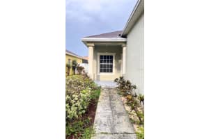 160 JAMES CIRCLE, LAKE ALFRED, FL 33850 Sold 09/29/23