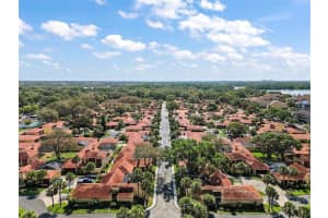5025 NASSAU CIRCLE, ORLANDO, FL 32808 Sold 12/13/23