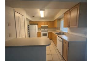 8326 MATTITUCK CIRCLE, ORLANDO, FL 32829 Sold 10/02/23