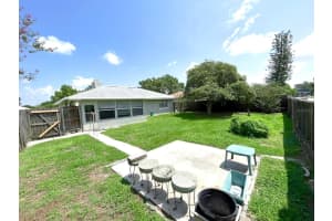 950 SUNSHINE WAY, WINTER HAVEN, FL 33880 Sold 10/13/23