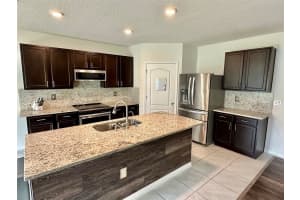 953 SHADY TREE LANE, DAVENPORT, FL 33897 Sold 02/09/24