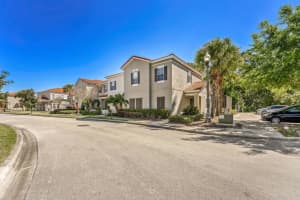 4500 ALBERTO CIRCLE, KISSIMMEE, FL 34746 Sold 10/20/23