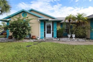 2371 BAY LEAF DRIVE, ORLANDO, FL 32837 Sold 10/12/23