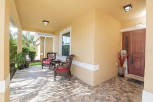 2920 MOONSTONE BEND, KISSIMMEE, FL 34758 Sold 10/30/23