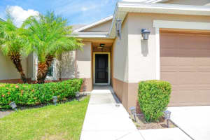 2975 BOATING BOULEVARD, KISSIMMEE, FL 34746 Sold 11/28/23