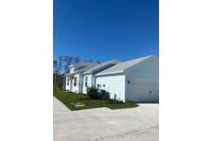 187 OCEAN HAMMOCK LOOP, DAYTONA BEACH, FL 32124 Sold 12/21/23
