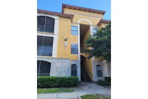 6157 METROWEST BOULEVARD, ORLANDO, FL 32835 Sold 10/26/23